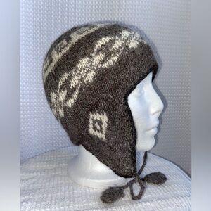 Women’s Qori 100% Alpaca wool Reversible Andean‎ toque with ear flaps size S/M